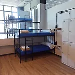 Hostel Hr