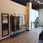 Hostel Hr