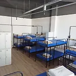 Hostel Hr *
