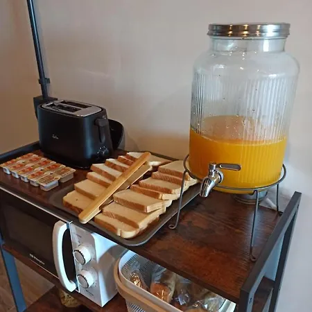 ホステル Hr サリア