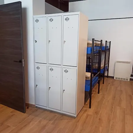 Hostel Hr