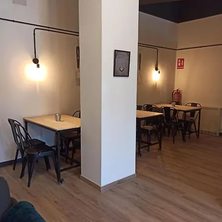 Hostel Hr