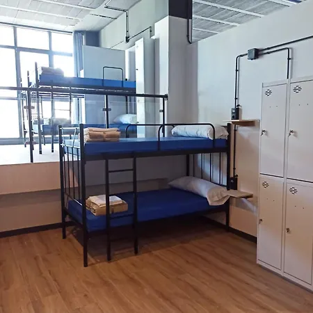 Hostel Hr