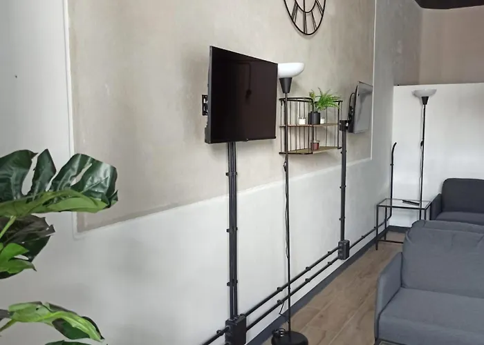 ホステル Hr サリア