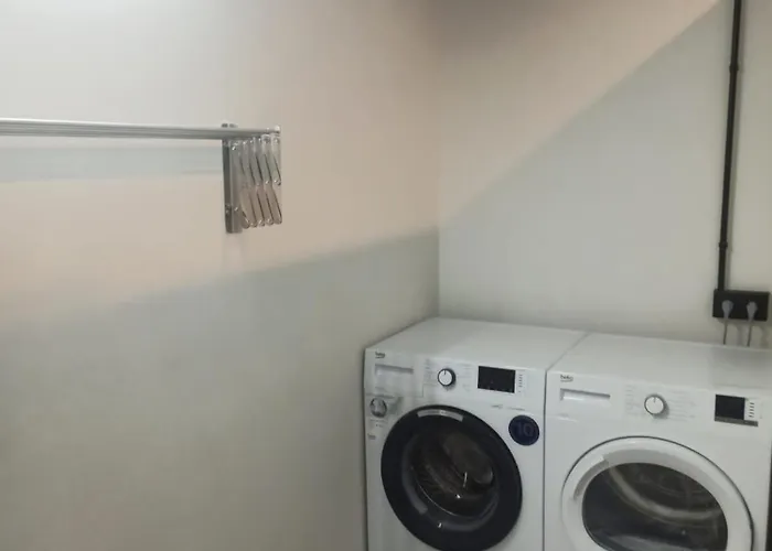 ホステル Hr サリア