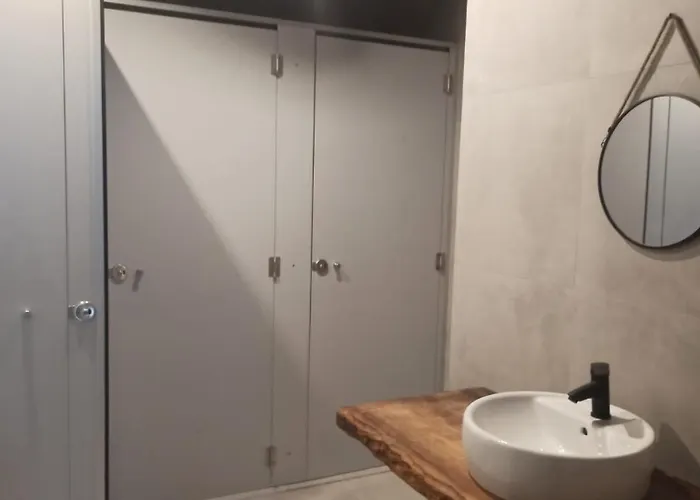 ホステル Hr サリア