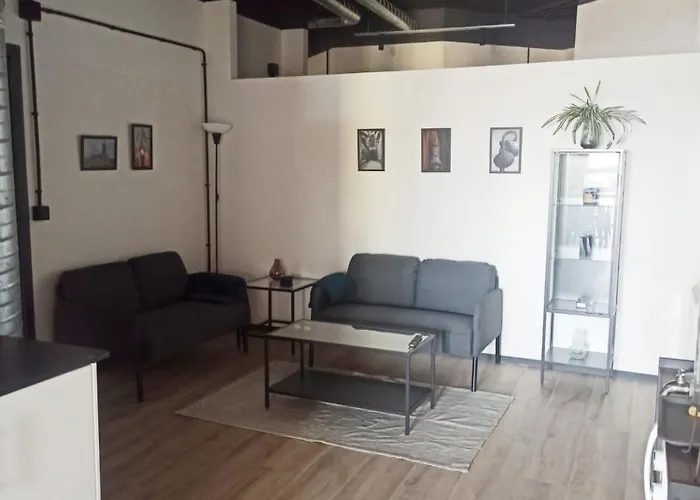 ホステル Hr サリア