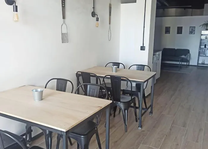 ホステル Hr サリア